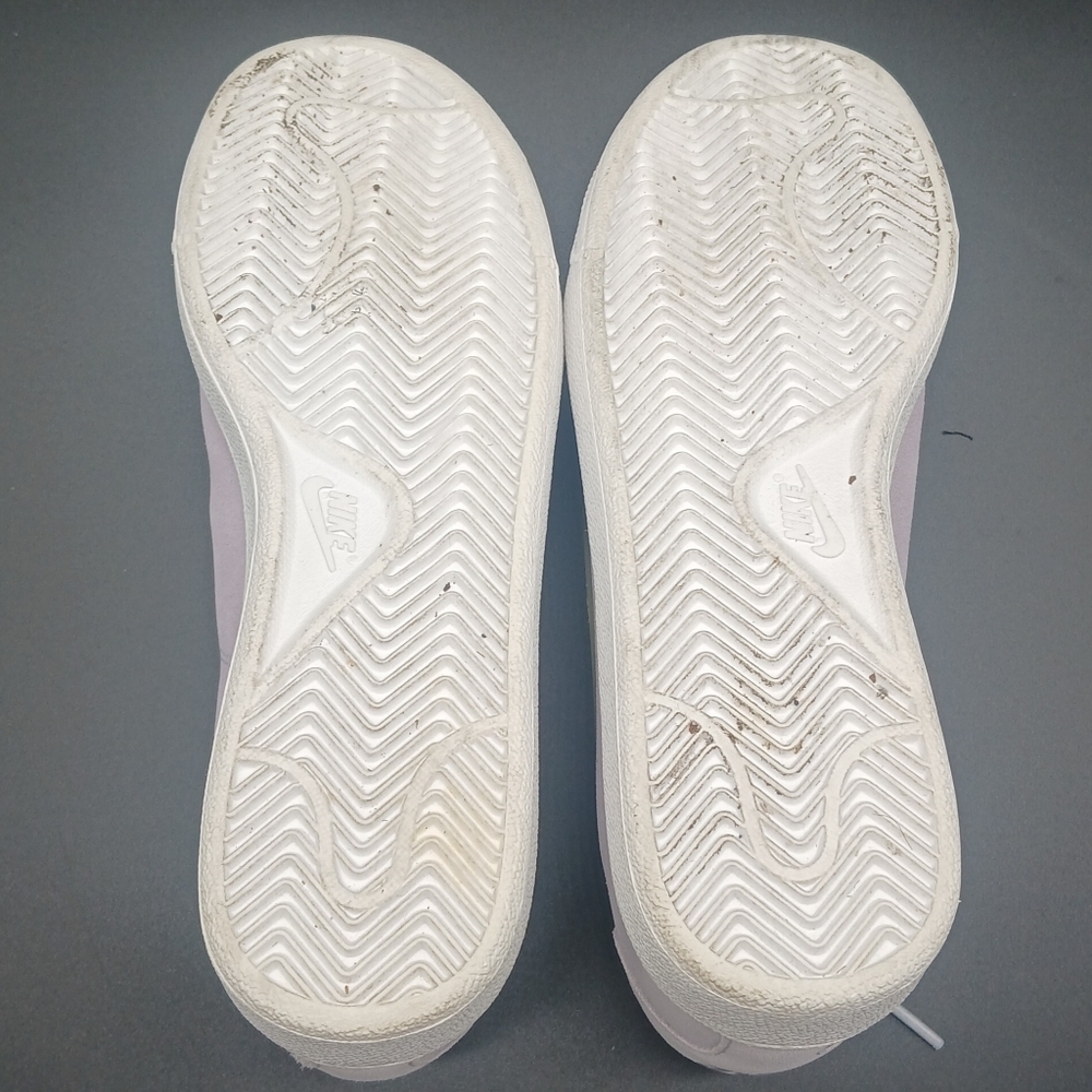 Nike Womens Court Royale Leather Premium Sneakers​​​ - Picture 7 of 7